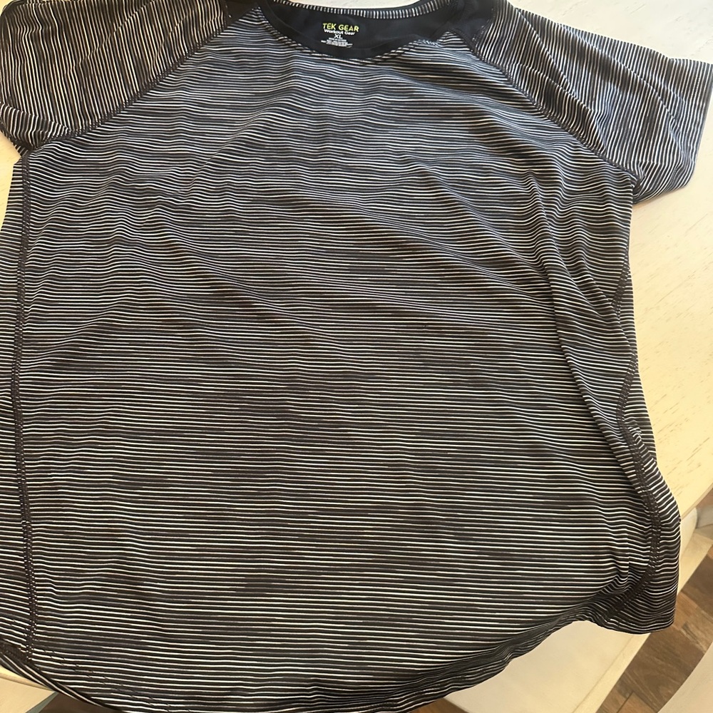 Tek Gear Black and White Short Sleeve Tee